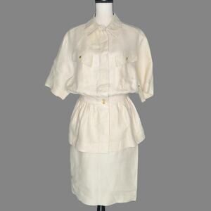 Chanel Boutique US10 Vintage 2 Pc Suit Set 100% Linen Natural Safari Gold Button